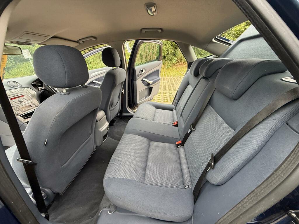 Ford Mondeo Titanium X #27