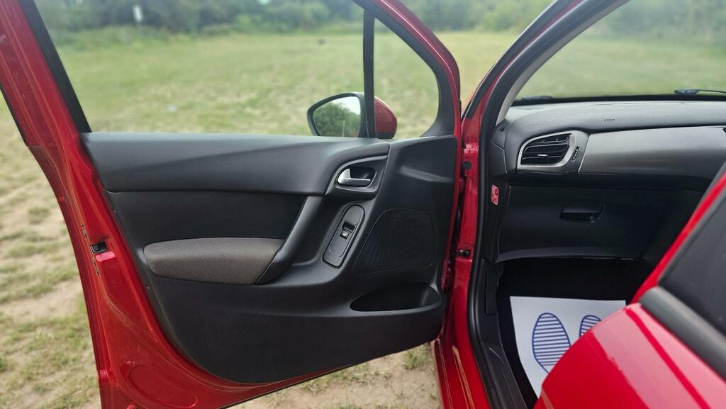 Citroen C3 1.6 Exclusive 118 Bhp Blue #19