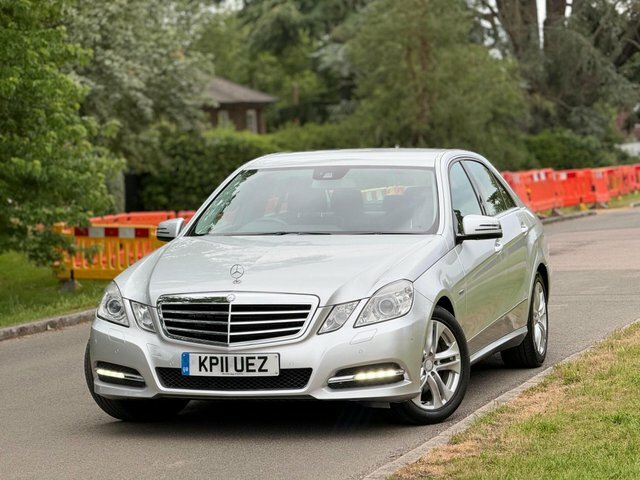 Mercedes-Benz E Class 2011 3.0 E350 Cdi V6 Blueefficiency Avantgarde G-t Silver #3