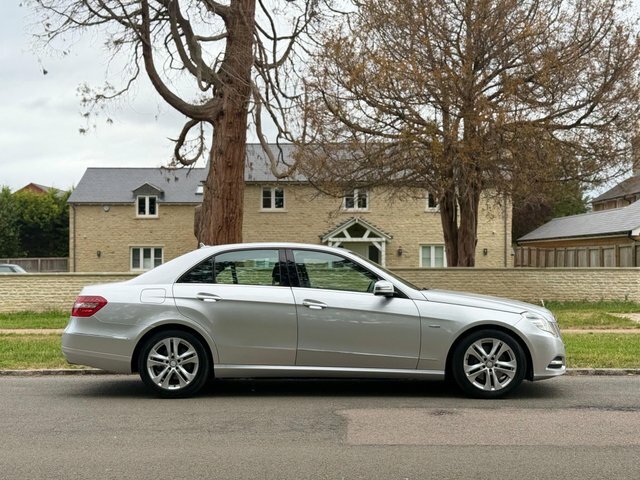 Mercedes-Benz E Class 2011 3.0 E350 Cdi V6 Blueefficiency Avantgarde G-t Silver #5