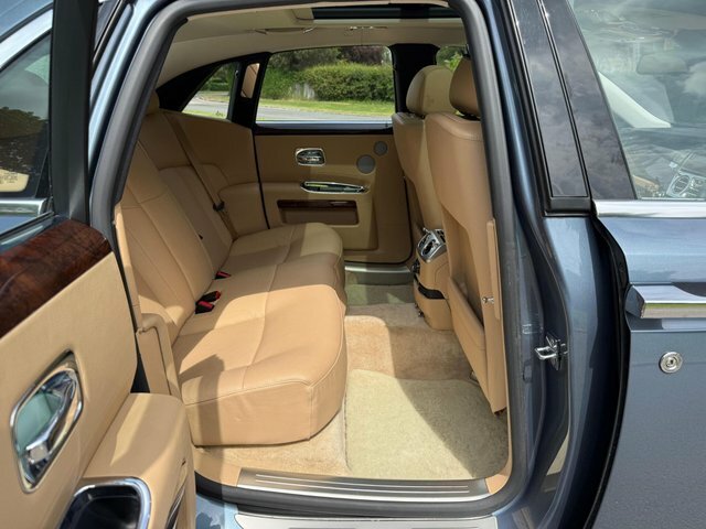 Rolls-Royce Ghost 6.6 V12 564 Bhp Grey #26