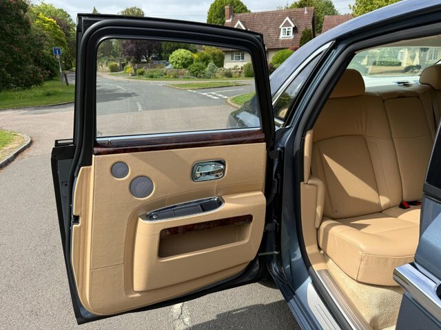 Rolls-Royce Ghost 6.6 V12 564 Bhp Grey #33