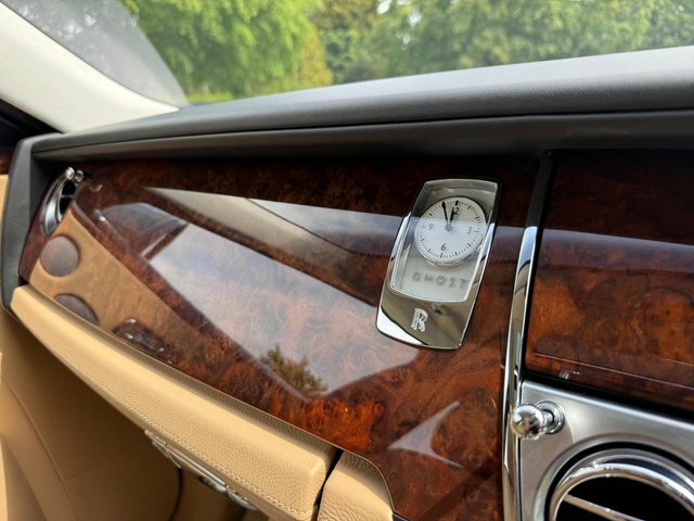 Rolls-Royce Ghost 6.6 V12 564 Bhp Grey #62