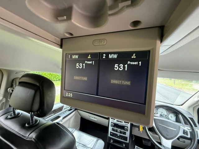 Chrysler Grand Voyager  Black #27
