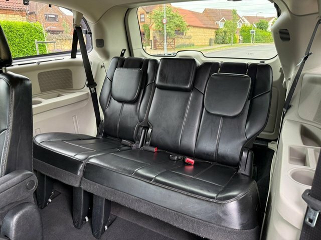 Chrysler Grand Voyager  Black #15