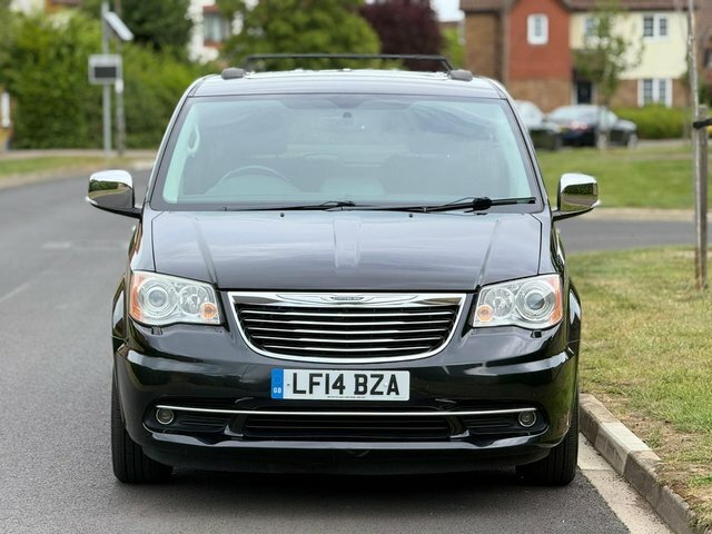 Chrysler Grand Voyager 2014 2.8 Crd Limited Euro 5 Black #2