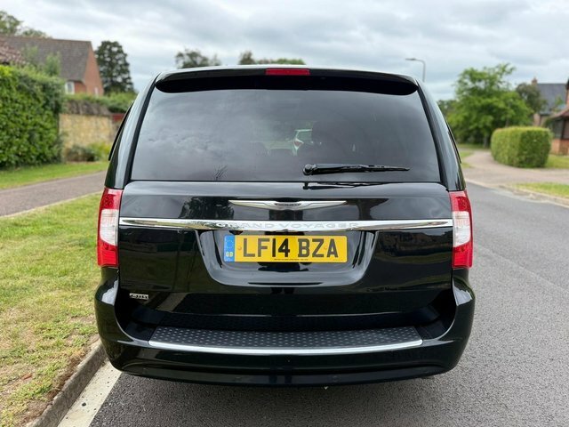 Chrysler Grand Voyager 2014 2.8 Crd Limited Euro 5 Black #6