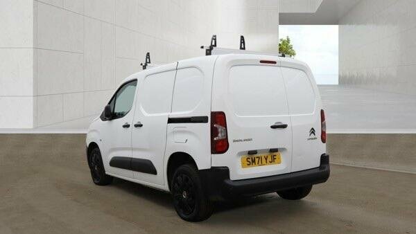 Citroen Berlingo 2022 1.5 Bluehdi 1000 Enterprise M Pro Swb Euro 6 SM71YJF White #4