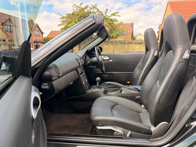 Porsche Boxster 2.7 Sport Edition Convertible Red #21