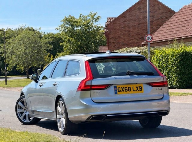 Volvo V90 2018 2.0 D5 Powerpulse Inscription Pro Awd Eu Silver #2