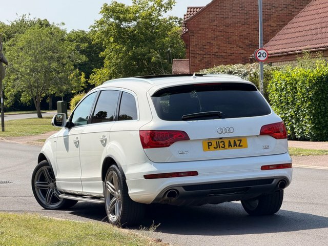 Audi Q7 2013 3.0 Tdi V6 S Line Plus Tiptronic Quattro Euro White #2