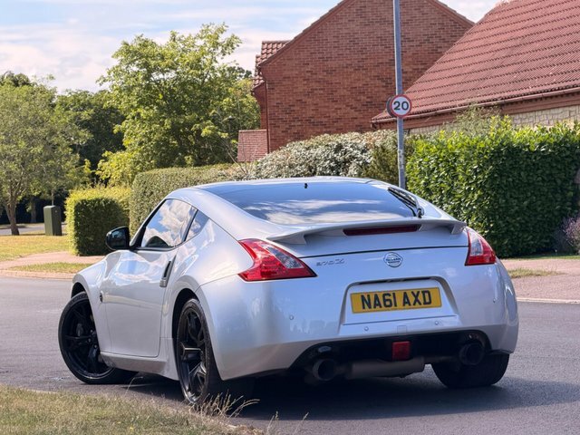 Nissan 370Z 2011 3.7 V6 Gt Euro 5 Silver #2