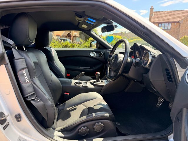 Nissan 370Z 3.7 V6 Gt Semi Silver #20