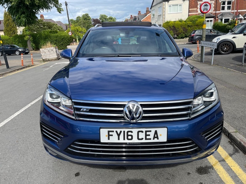 Volkswagen Touareg 2016 16 3.0 White #19