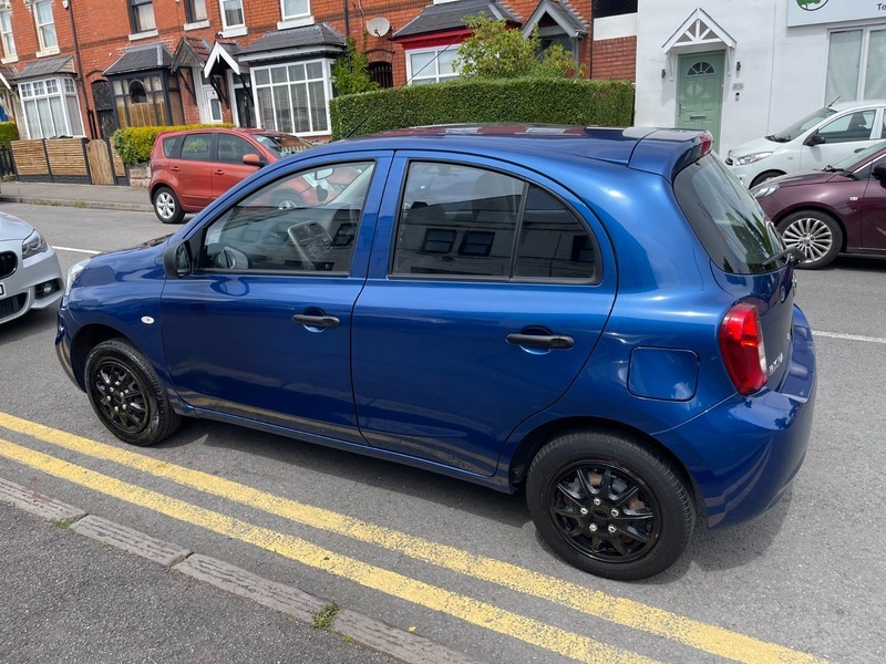 Nissan Micra Acenta Black #15