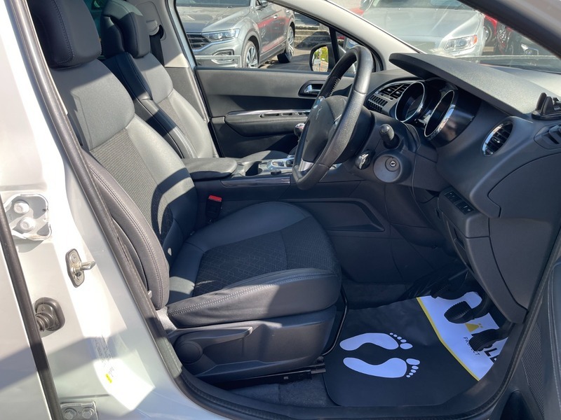 Peugeot 3008 Blue Hdi Ss Active Silver #24