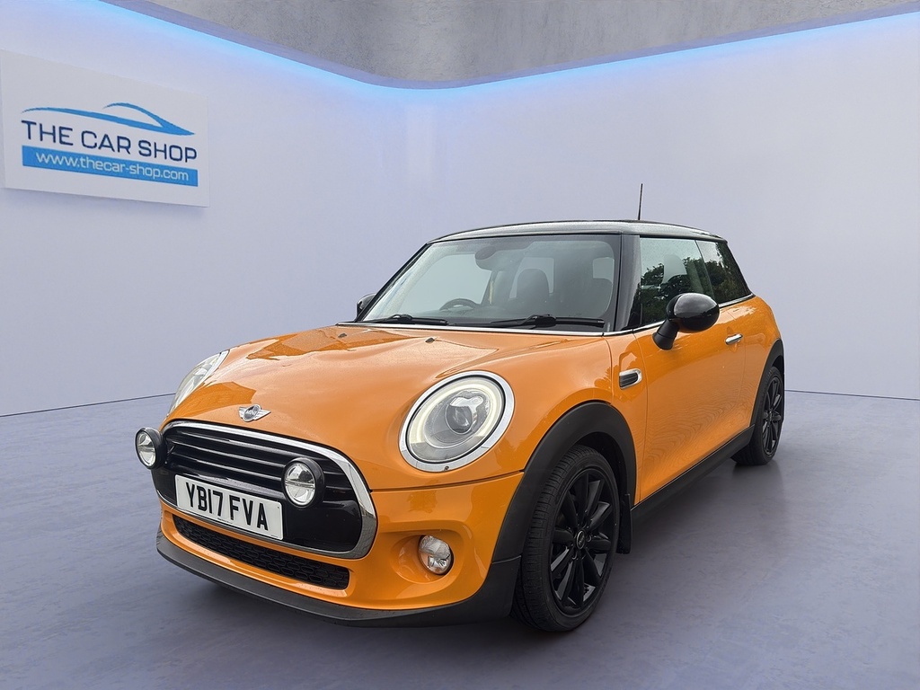Mini Hatch Cooper D Orange