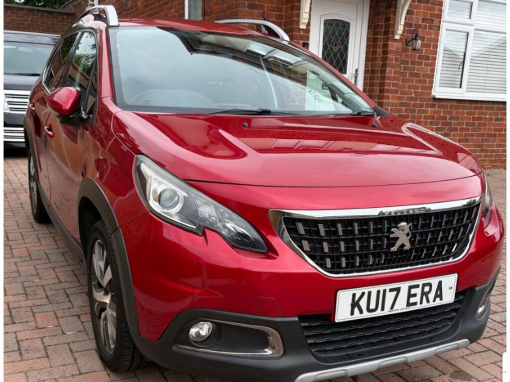 Peugeot 2008 Active Black #2