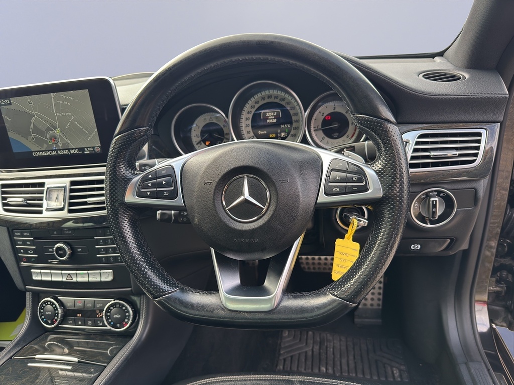 Mercedes-Benz CLS Cls220d Amg Line Black #11