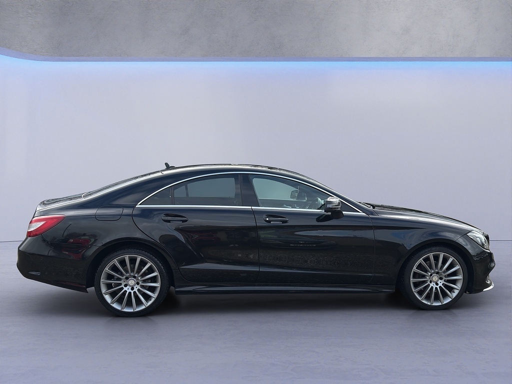 Mercedes-Benz CLS Cls220d Amg Line Black #5