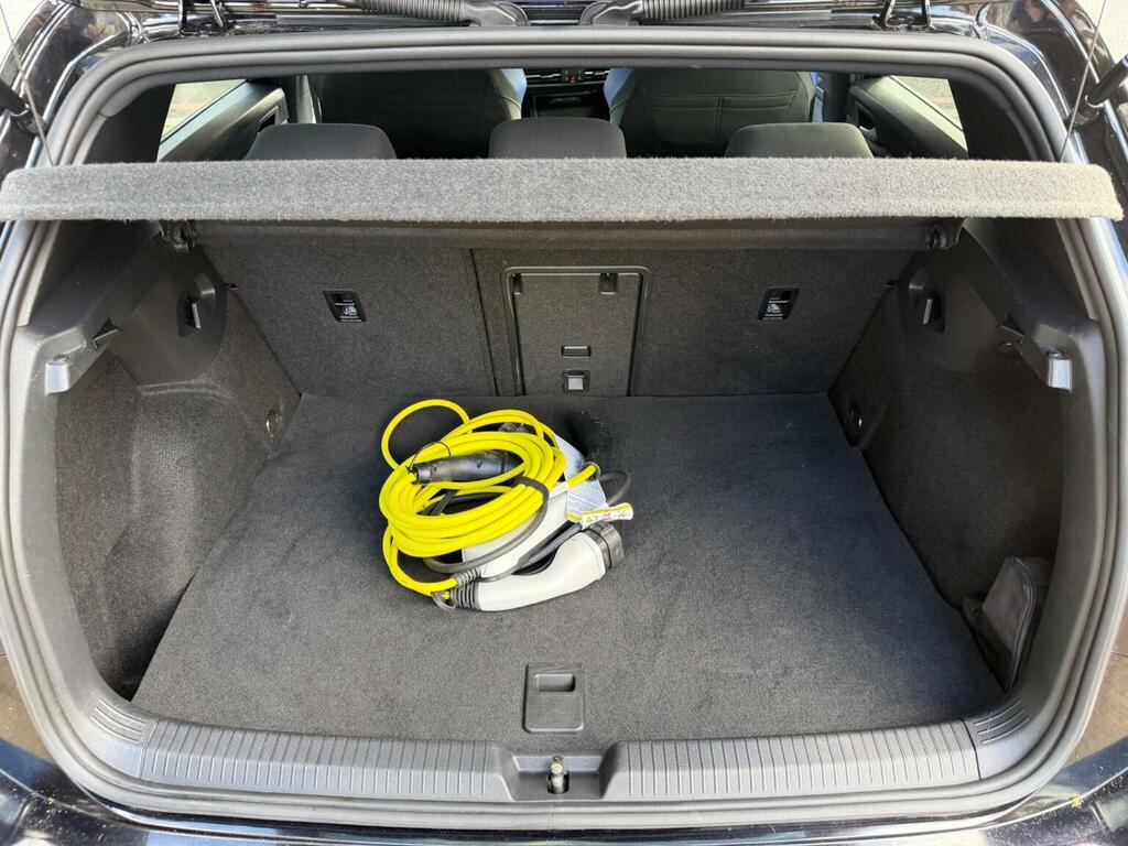 Volkswagen e-Golf 1.4 Tsi 13Kwh Style Hatchback Plug-in H Grey #29