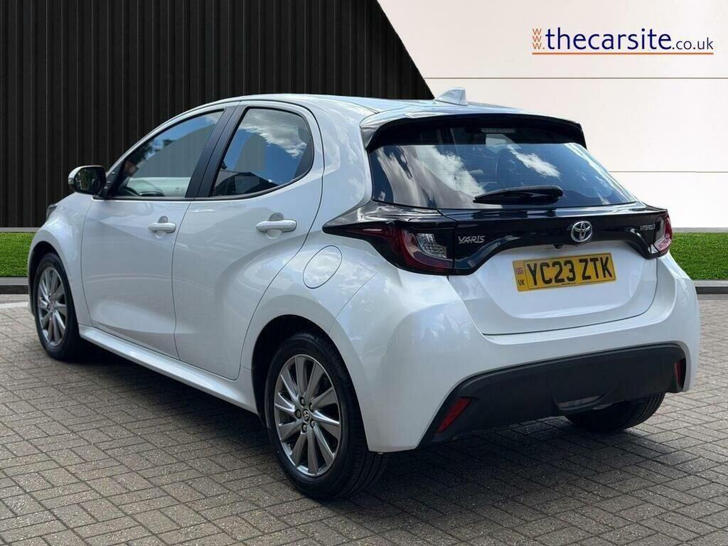 Toyota Yaris Excel Red #27