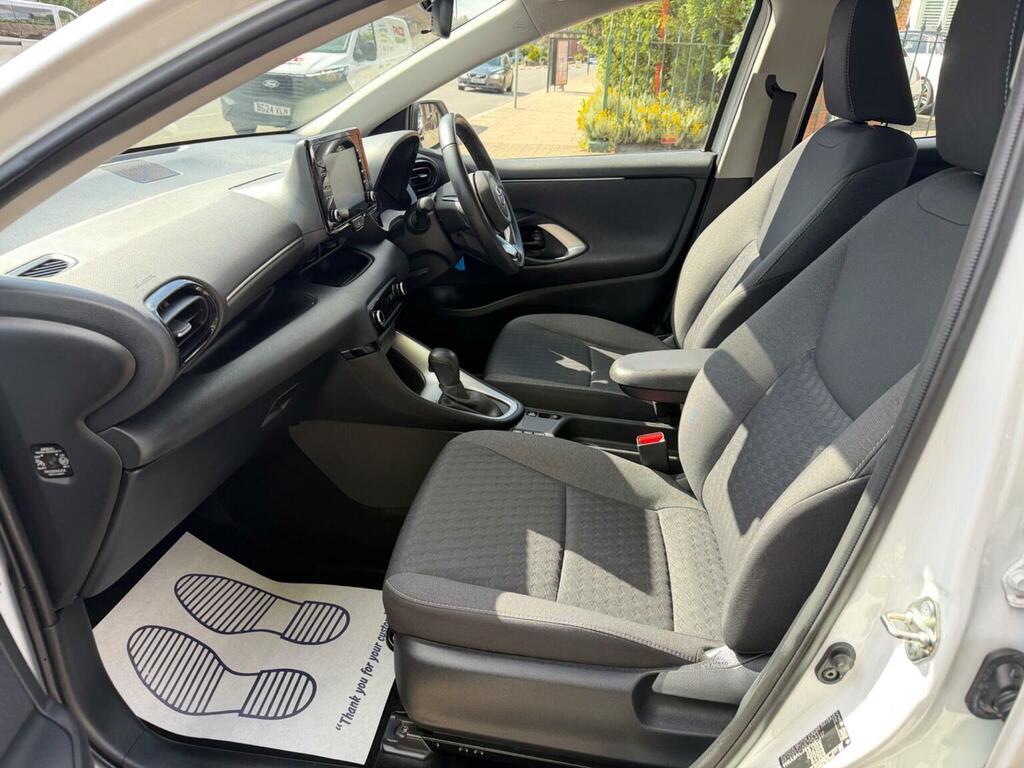 Toyota Yaris Excel Red #24