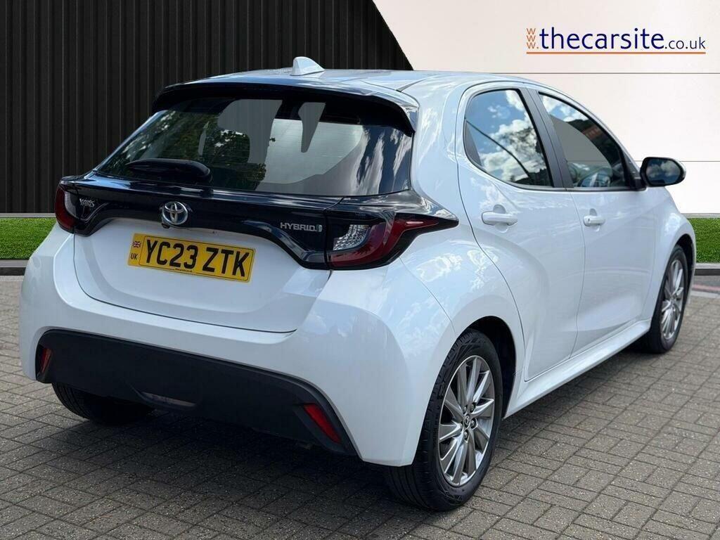 Toyota Yaris Excel Red #31