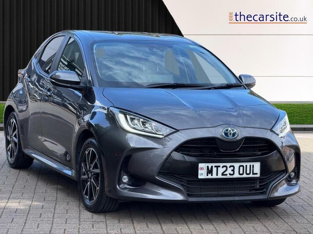 Toyota Yaris 1.5 Vvt-h Design E-cvt Euro 6 Ss Grey