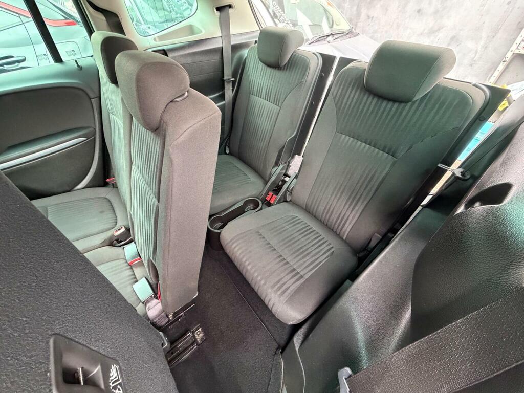 Vauxhall Zafira Tourer Tech Line Red #8