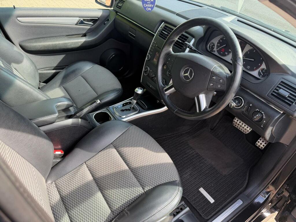 Mercedes-Benz B Class B180 Se Cvt Grey #33