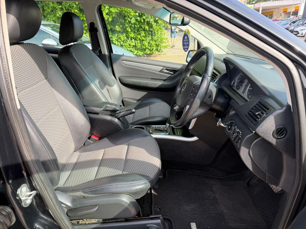 Mercedes-Benz B Class B180 Se Cvt Grey #34