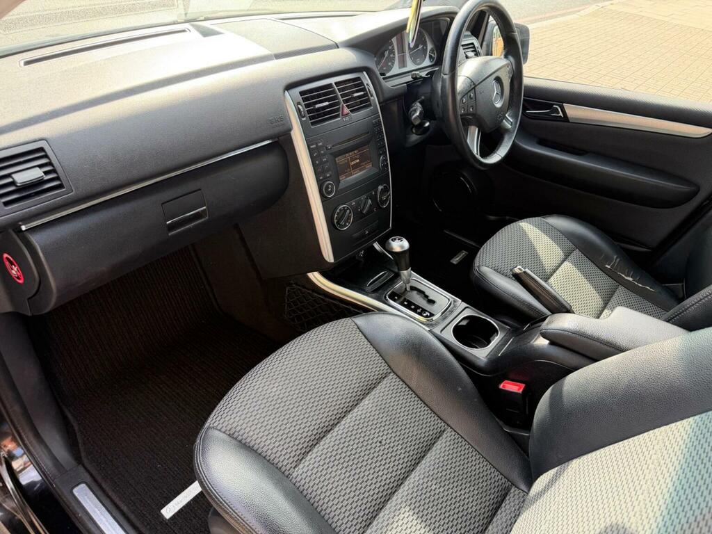 Mercedes-Benz B Class B180 Se Cvt Grey #8
