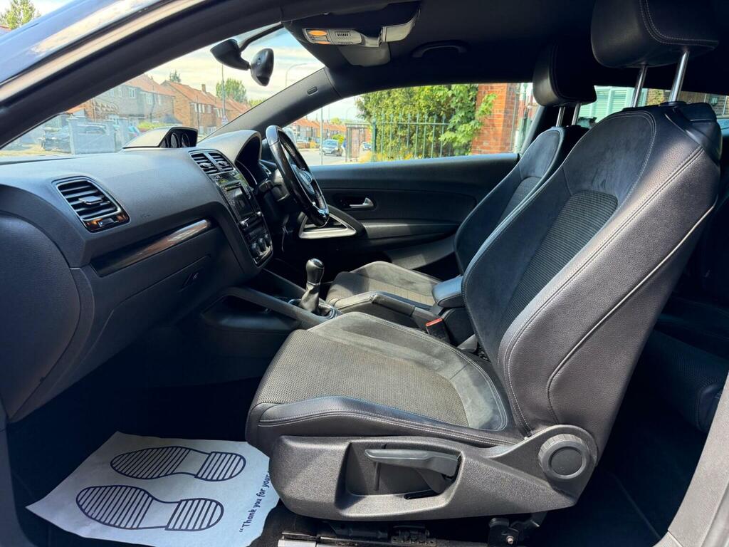 Volkswagen Scirocco 2.0 Tdi Bluemotion Tech Gt Black Edition Red #26