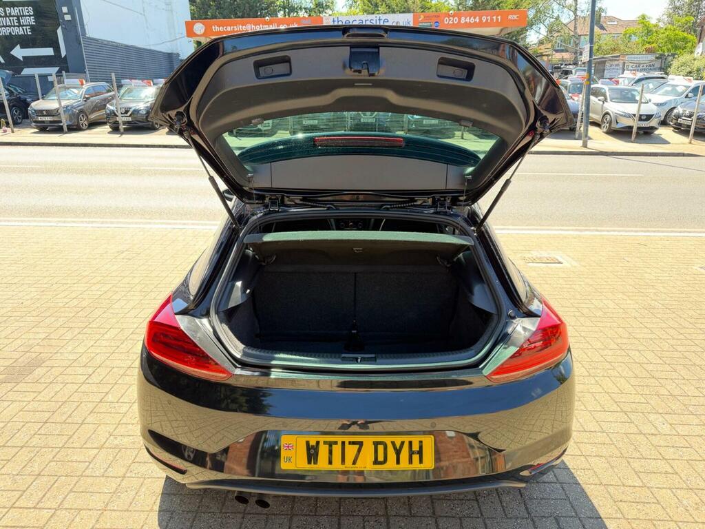 Volkswagen Scirocco 2.0 Tdi Bluemotion Tech Gt Black Edition Red #24