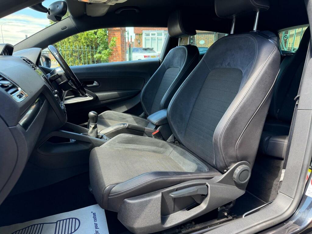 Volkswagen Scirocco 2.0 Tdi Bluemotion Tech Gt Black Edition Red #27
