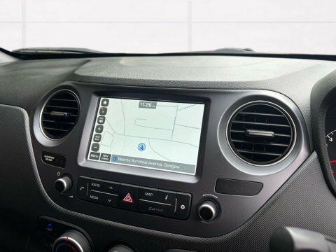 Hyundai I10 1.0 Se Hatchback White #16
