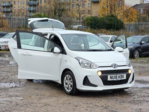 Hyundai I10 1.2 Se Hatchback NU18KBK White #5