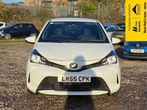 Toyota Yaris 1.33 Dual Vvt-i LW65CPK White #3