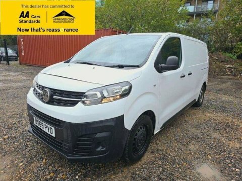 Vauxhall Vivaro 1.5 Turbo D DS69PYD White #3