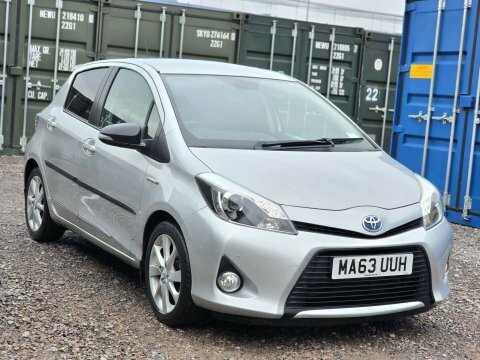 Toyota Yaris 1.5 Vvt-h T MA63UUH Silver #6