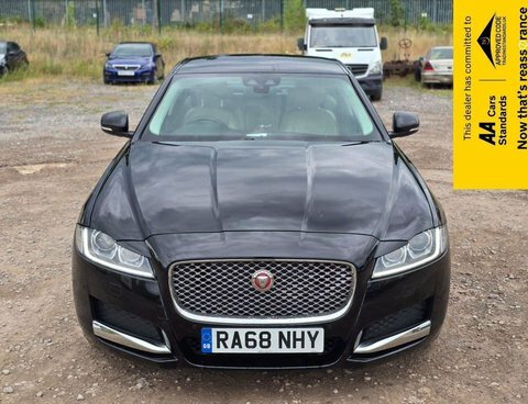 Jaguar XF 2.0D Portfolio Saloon RA68NHY Black #2