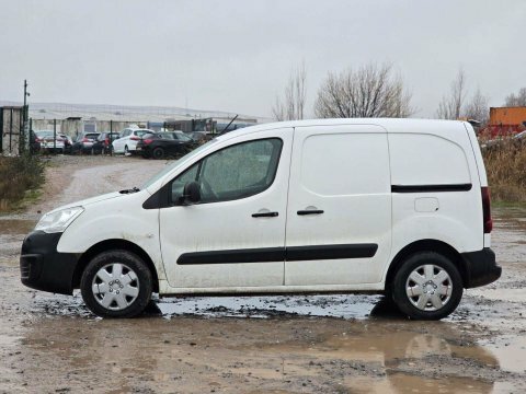 Citroen Berlingo 1.6 Bluehdi 850 NJ67KTG White #4