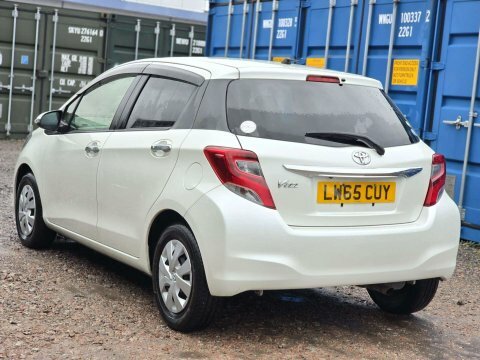 Toyota Yaris 1.33 Dual Vvt-i LW65CUY White #4