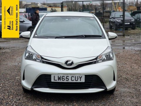 Toyota Yaris 1.33 Dual Vvt-i LW65CUY White #2