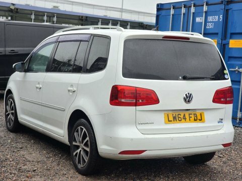 Volkswagen Touran 1.4 Tsi Se LW64FDJ White #4