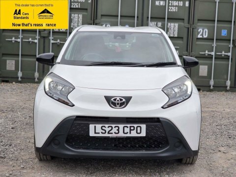 Toyota Aygo X 1.0 Vvt-i Pure LS23CPO White #2