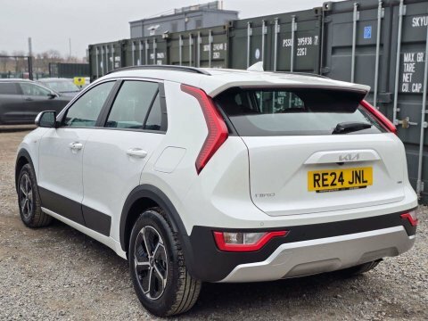 Kia Niro 1.6H Gdi 2 RE24JNL White #4