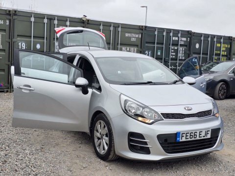 Kia RIO 1.4 2 Hatchback FE66EJF Silver #6