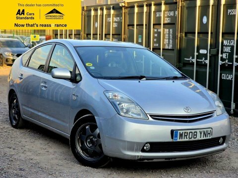 Toyota Prius 1.5 T4 Hatchback Silver